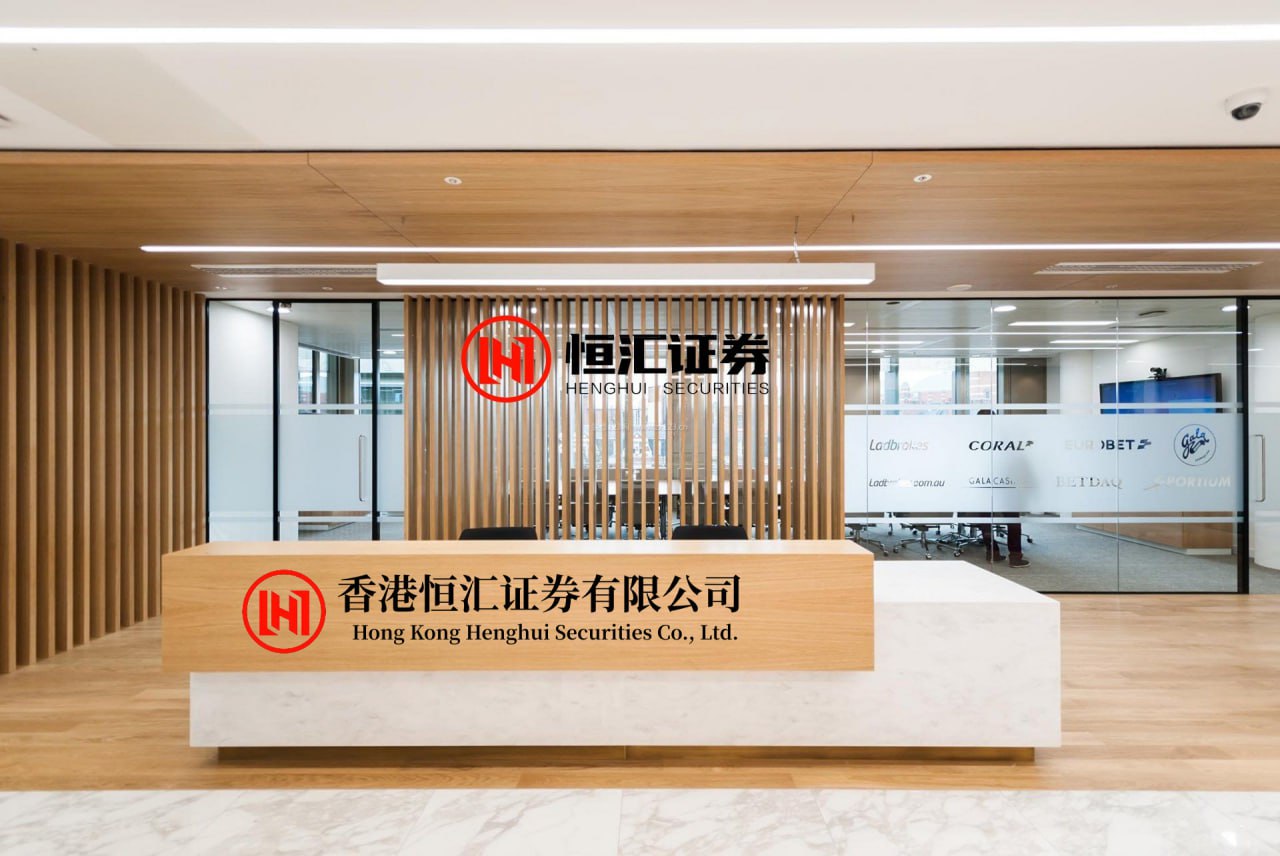 优益配资平台 越来越多小户型放弃方餐桌，转而选“圆餐桌”，看完就明白了